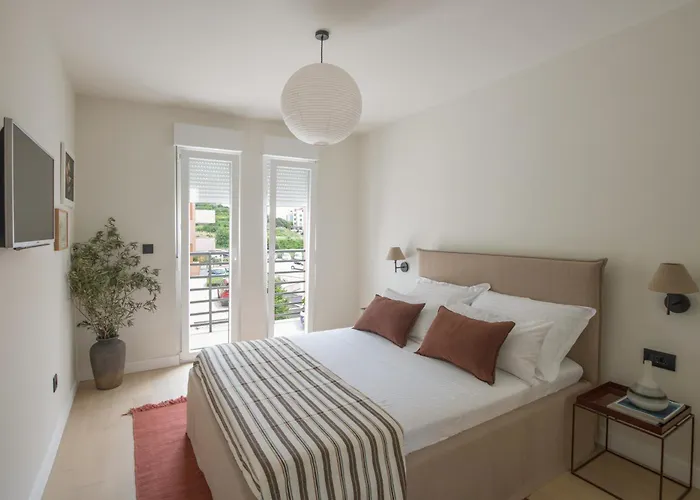 דירה Design Beach Garden Apartment