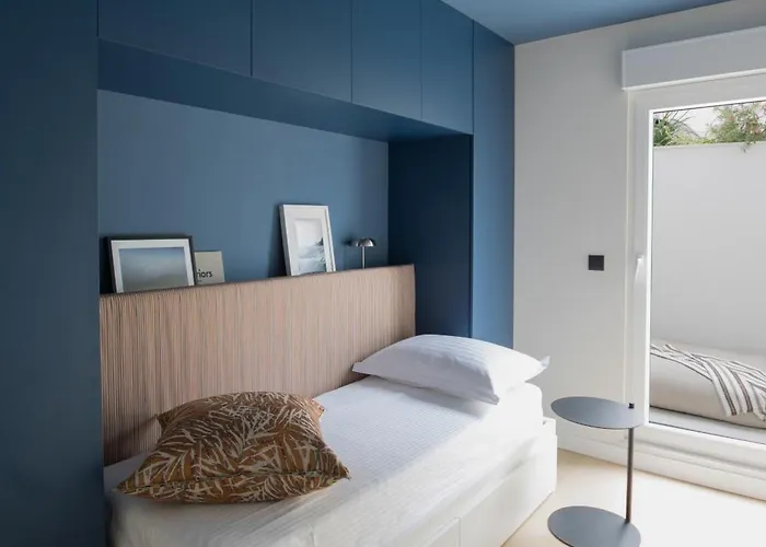 Design Beach Garden Apartment דירה