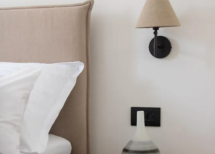 Design Beach Garden Apartment דירה *