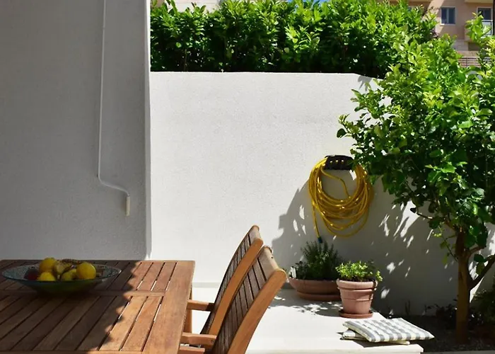 Design Beach Garden Apartment *